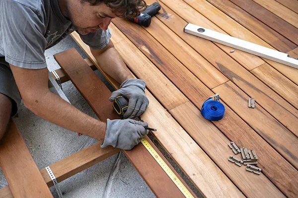 Installation terrasse en bois Cannes
